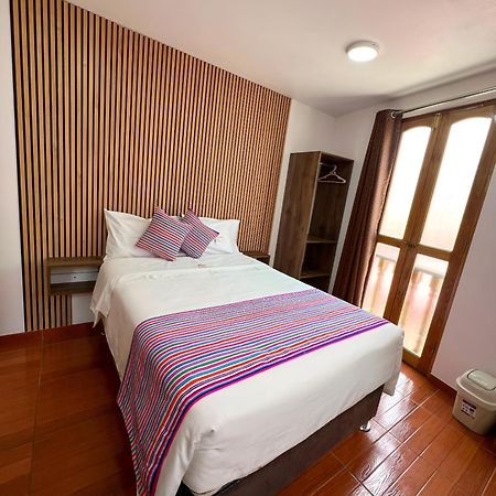 איאקוצ'ו Golden Paris Hotel "Descuentos Junio" מראה חיצוני תמונה
